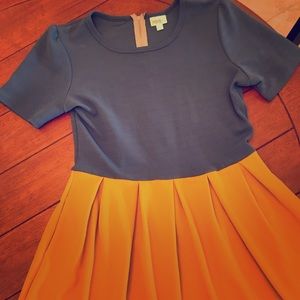 2 LulaRoe Amelia Dresses XL